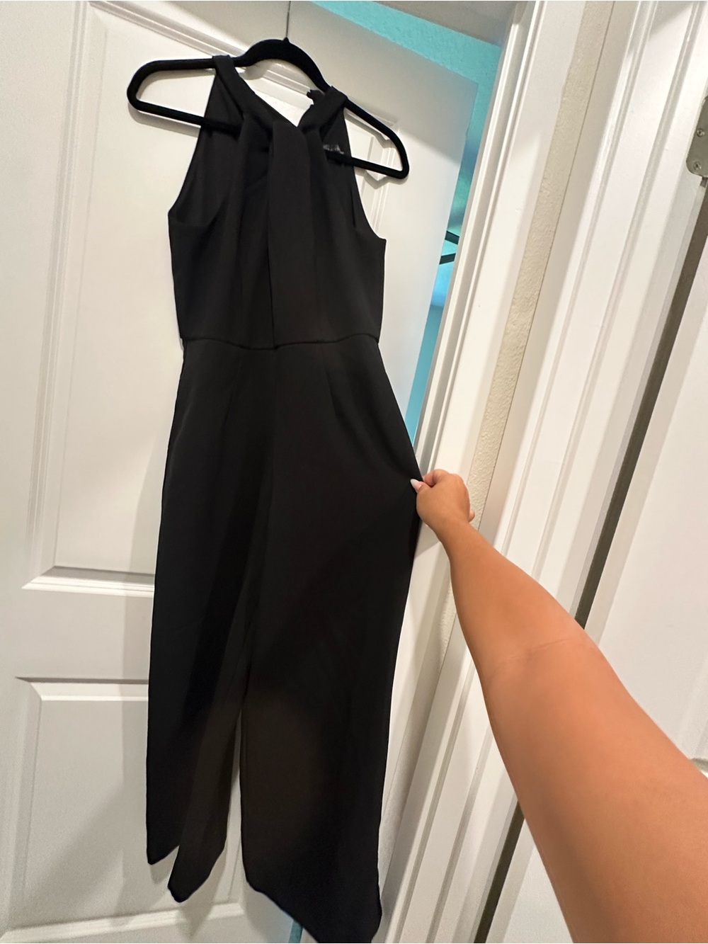 Julia Jordan Black Twist-Halter Wide-Leg Jumpsuit